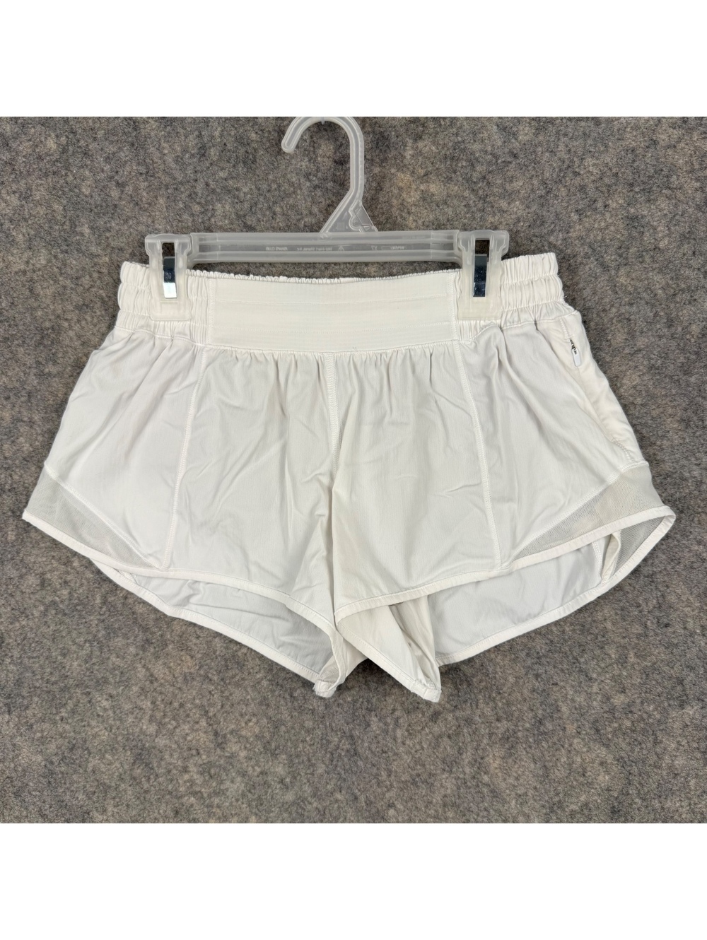 Lululemon Hotty Hot Shorts Liner Drawstring Zip Pocket White Silver Size 4 172